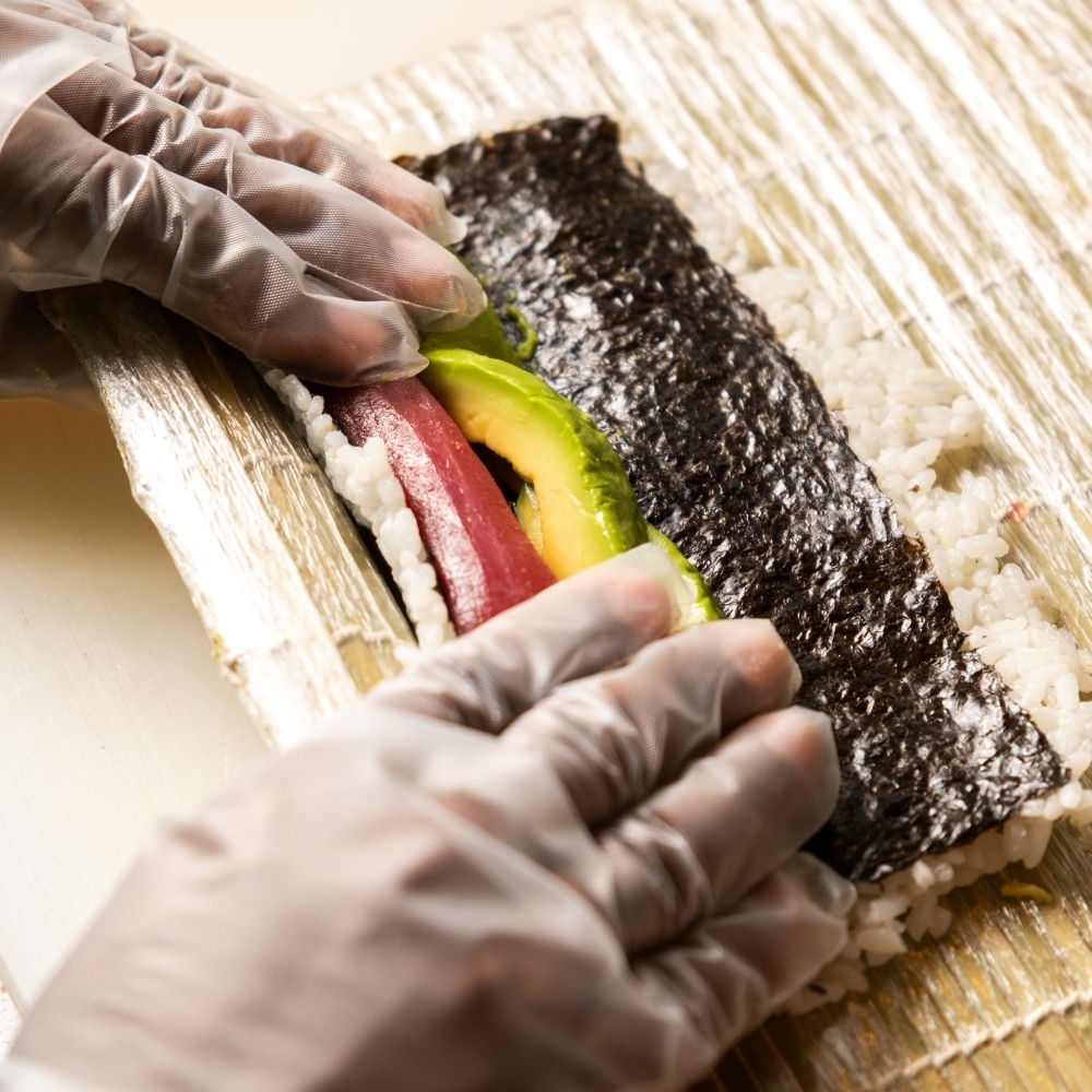 preparazione sushi m